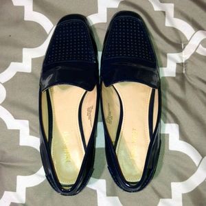 Nine West Navy loafers, excellent condition!